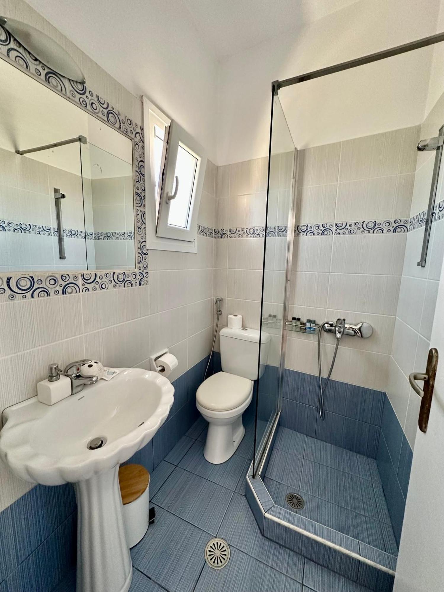 Restia Apartment Донуса Екстериор снимка