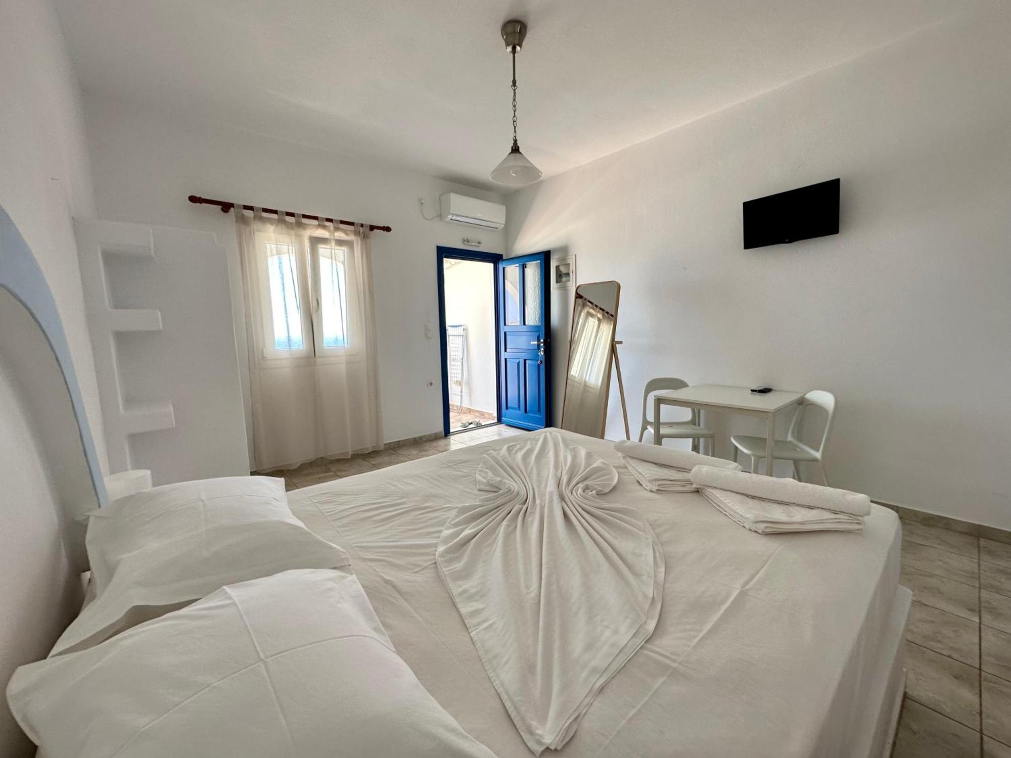Restia Apartment Донуса Екстериор снимка