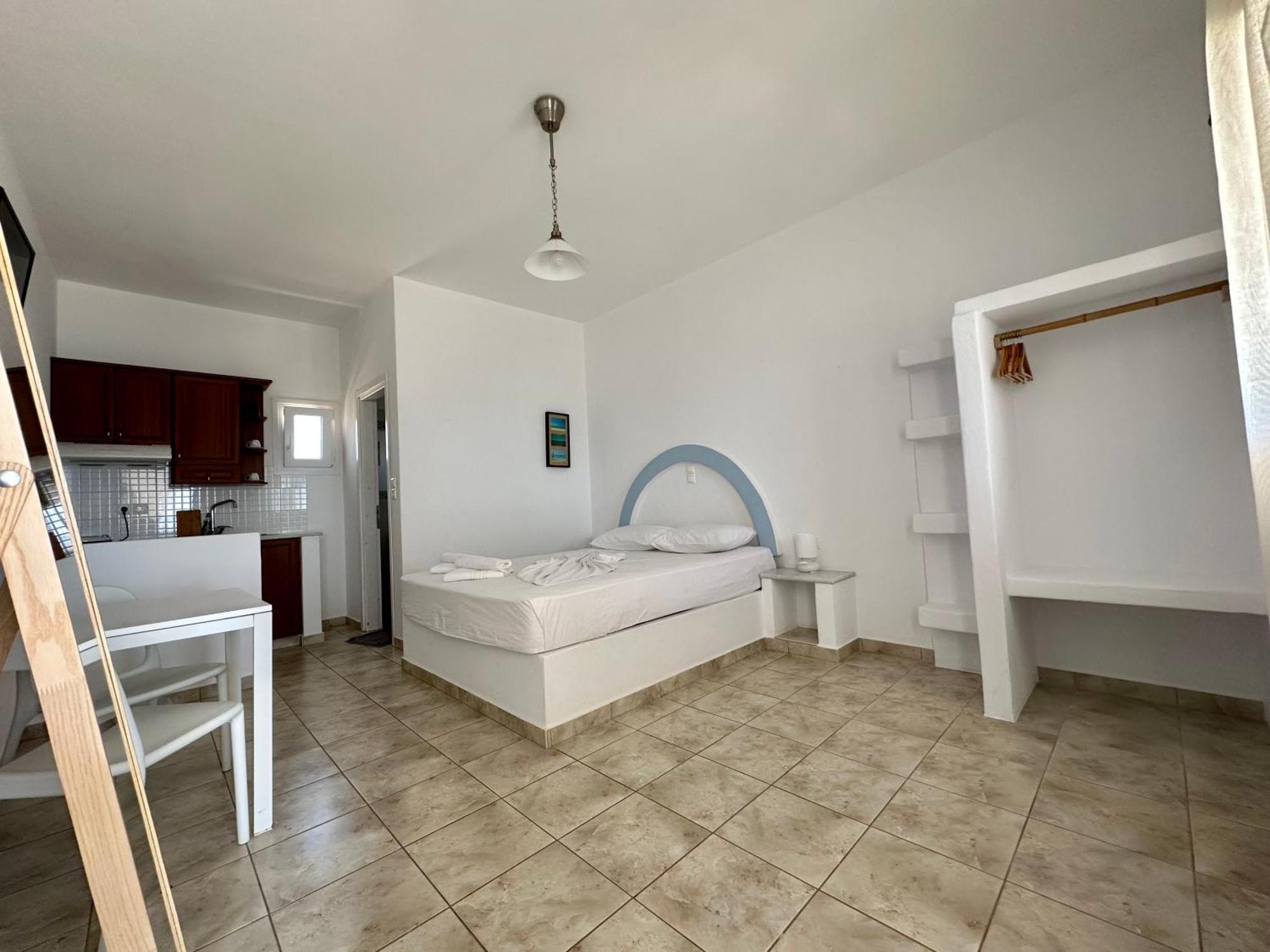 Restia Apartment Донуса Екстериор снимка